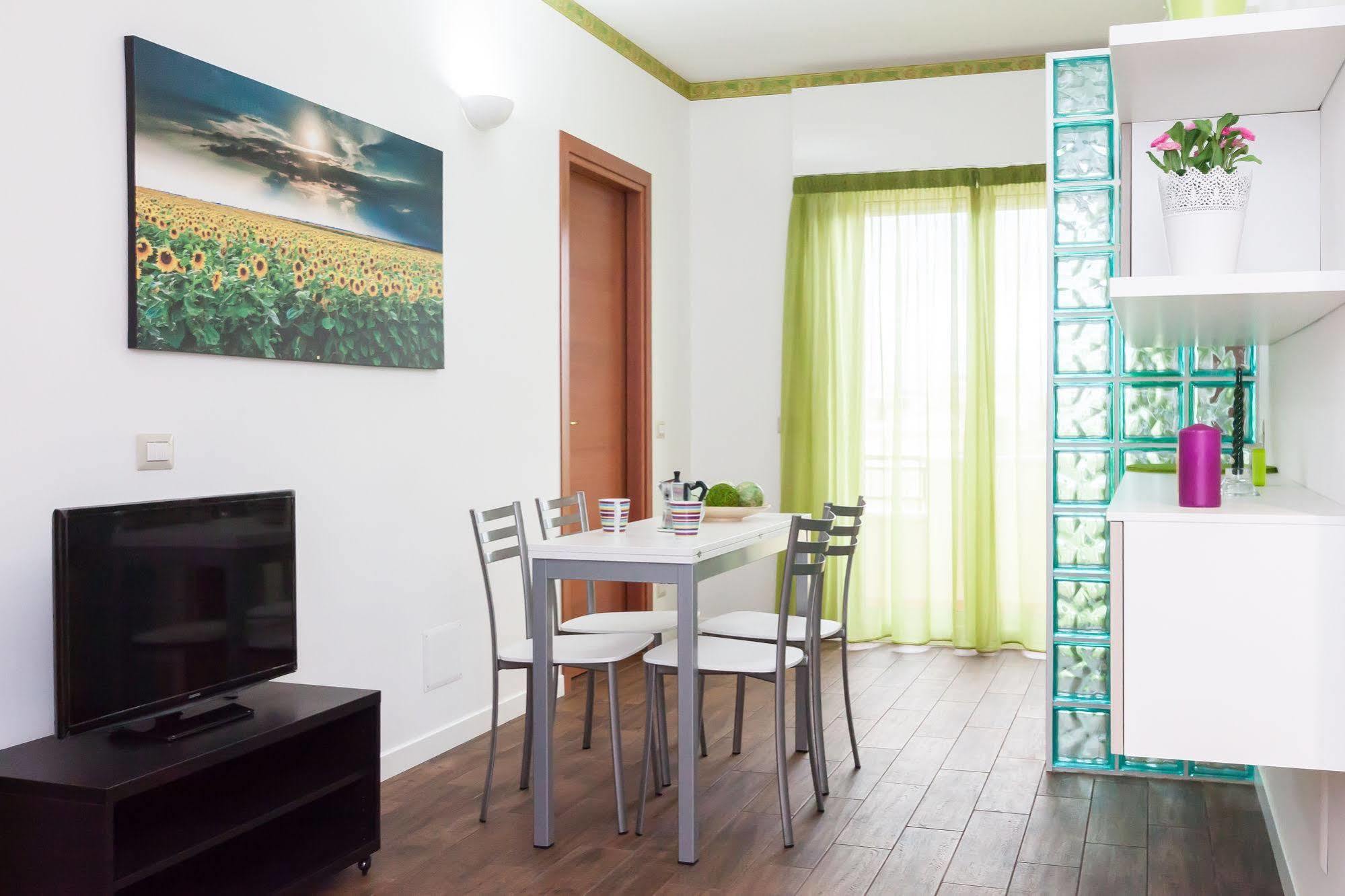 Almes Apartment Rome